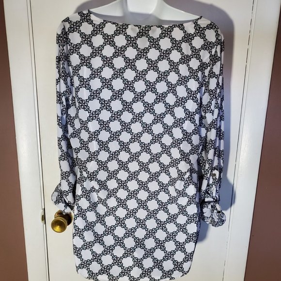 High-low Blouse - Picture 2 of 4